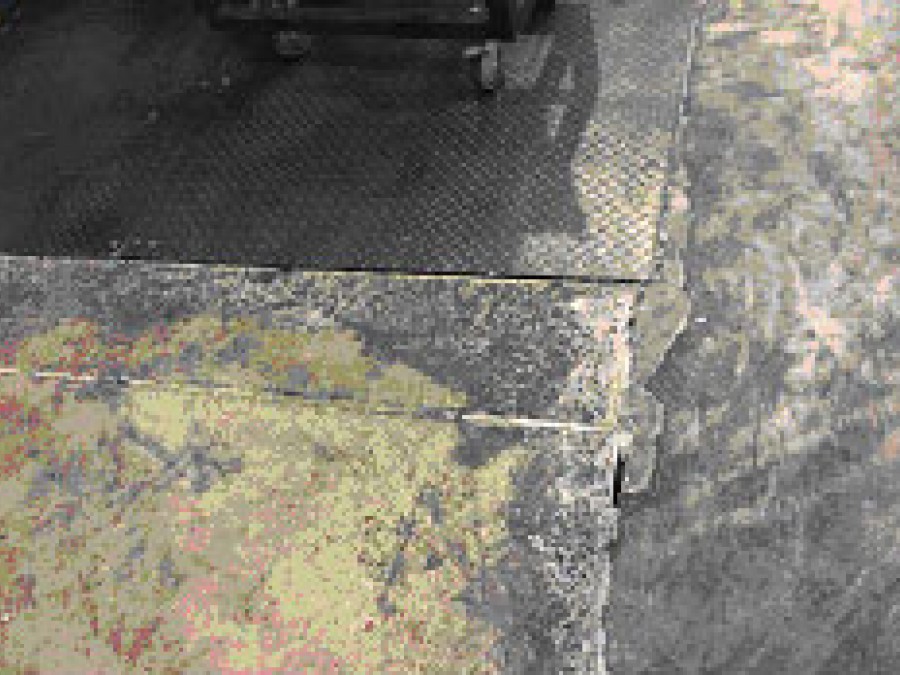 Reparación pavimento en Prensas mediante mortero seco epoxi. Foto 5