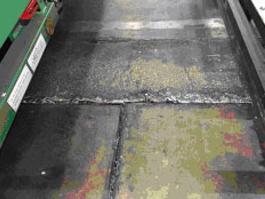 Reparación pavimento en Prensas mediante mortero seco epoxi. Foto 7