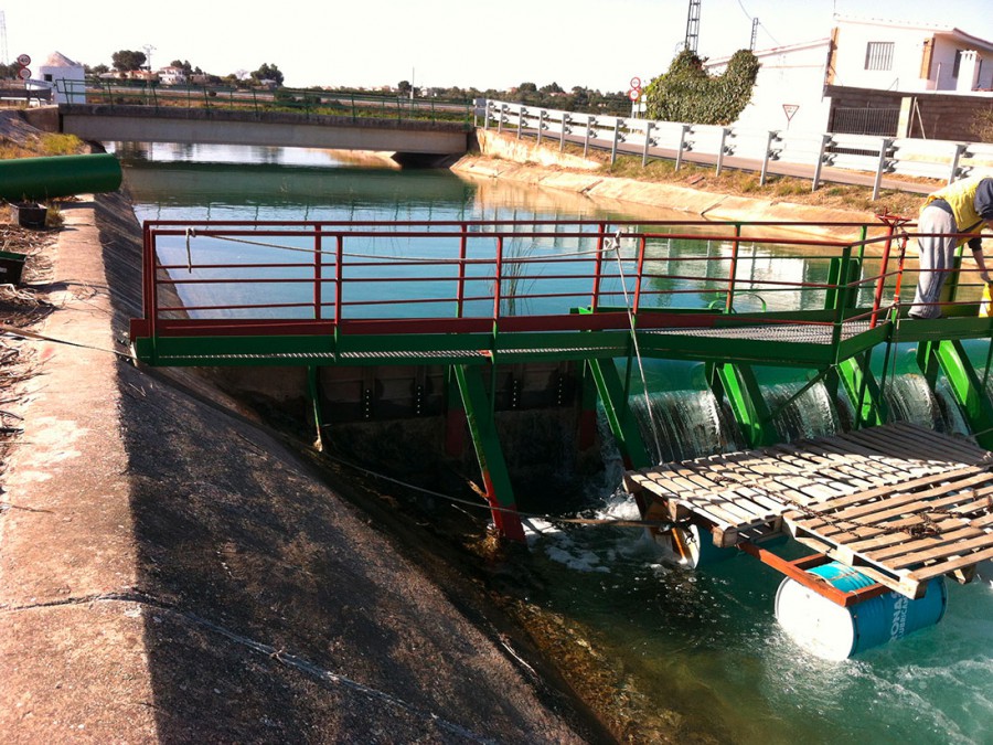 Reparación salto de Agua canal Agua de Picassent. Foto 4