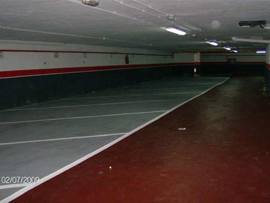 Pavimento antideslizante en Parking subterráneo. Foto 3