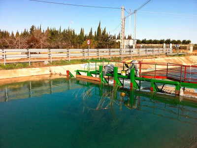Aplitecan. Reparación salto de Agua canal Agua de Picassent